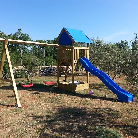 Holiday Home Hrast Debeljak Dış mekan fotoğraf