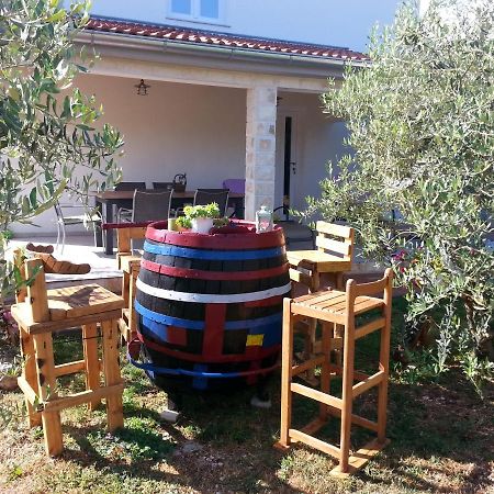 Holiday Home Hrast Debeljak Dış mekan fotoğraf