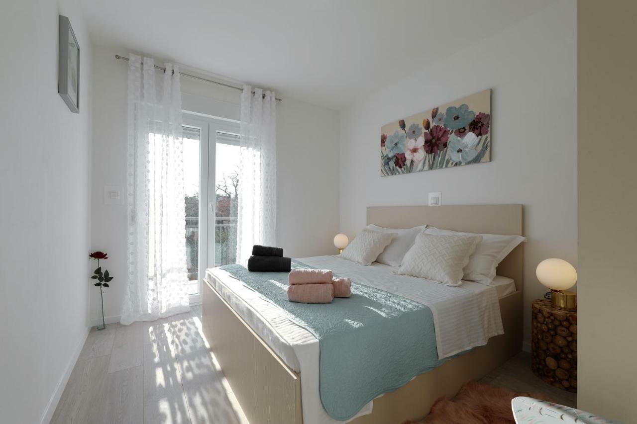 Holiday Home Hrast Debeljak Dış mekan fotoğraf