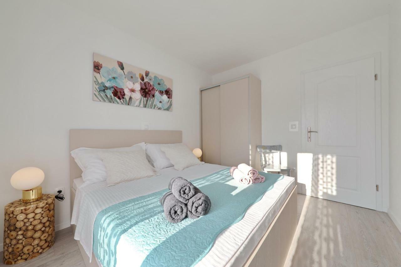 Holiday Home Hrast Debeljak Dış mekan fotoğraf